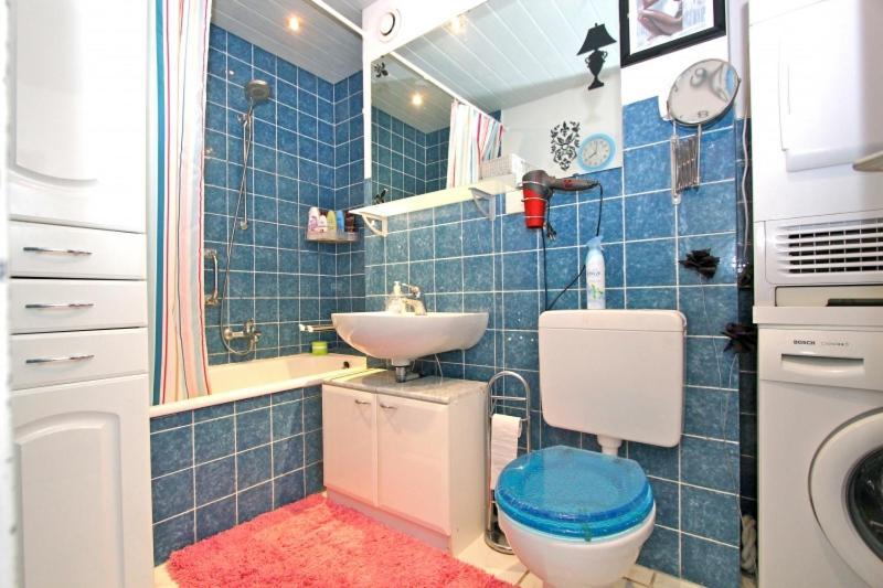 Private Laatzen Homestay